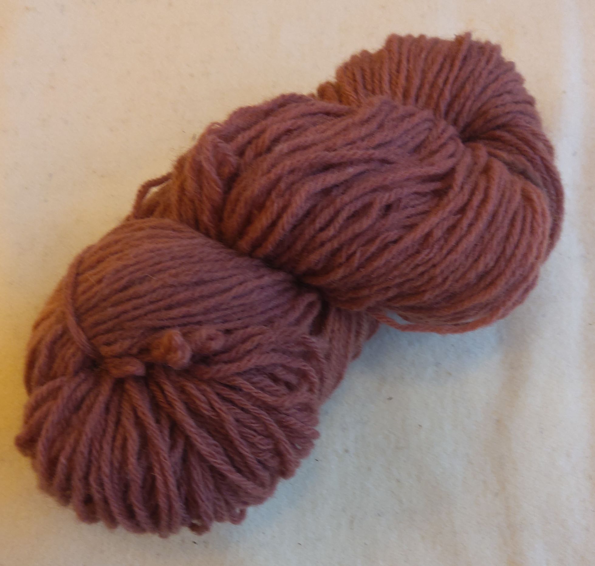 Brun clair un peu rosé - Fil 4 brins - Worsted - Aiguille +- 5,5 -  Coccinelles et compagnie